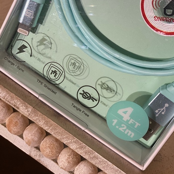 ❤️❤️LAX Lightning to USB Cable - Picture 2 of 4